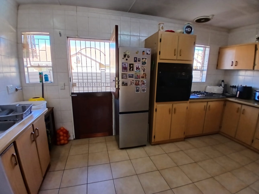 3 Bedroom Property for Sale in Uitsig Free State